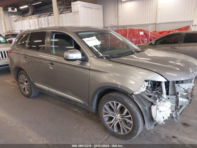 JA4AZ3A33JZ043078 Mitsubishi Outlander Se