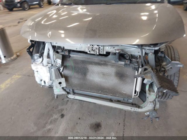 JA4AZ3A33JZ043078 Mitsubishi Outlander Se