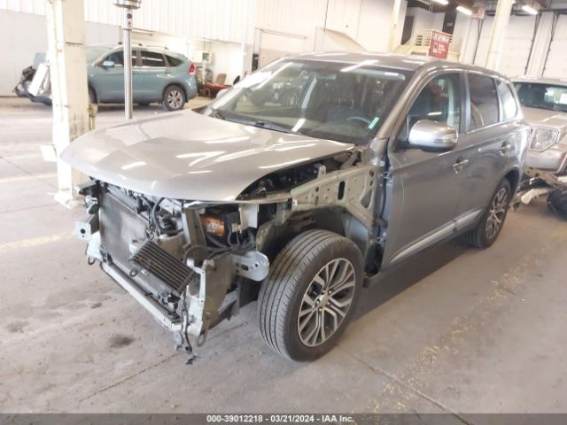 JA4AZ3A33JZ043078 Mitsubishi Outlander Se