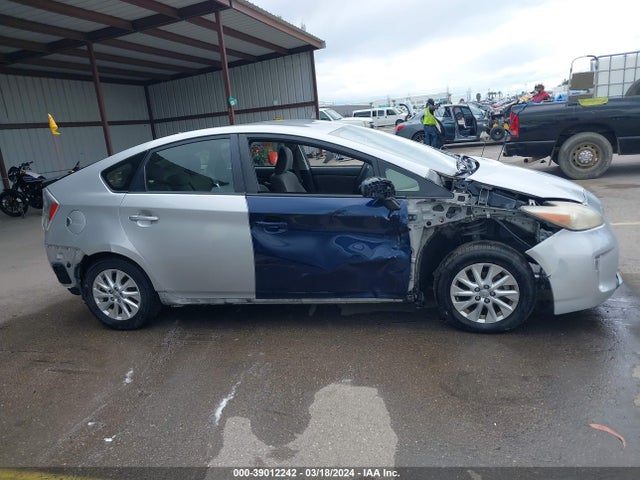 Toyota PRIUS PLUG-IN 2014 JTDKN3DP1E3062497 Image 14