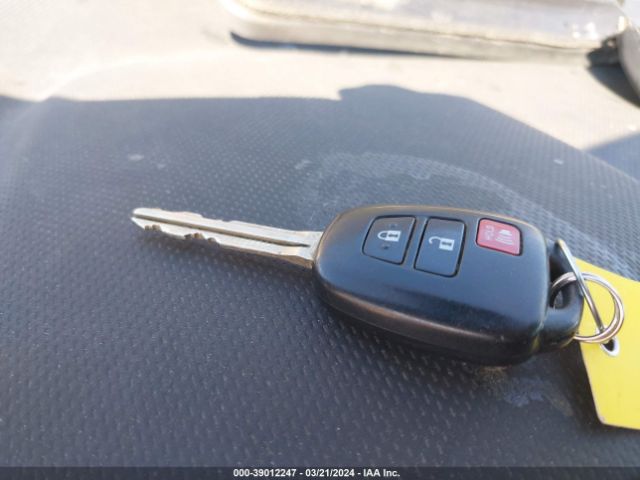 JTKKUPB48E1046580 Scion XD