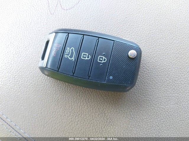 KIA SEDONA LX 2015 KNDMB5C11F6022494 Image 11