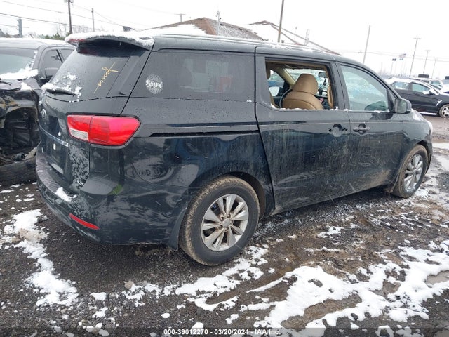 KIA SEDONA LX 2015 KNDMB5C11F6022494 Image 4
