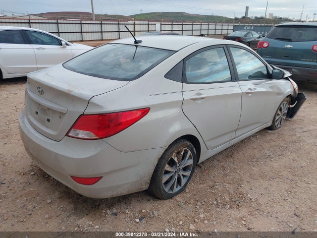 Hyundai ACCENT SE 2016 KMHCU4AE6GU121780 Image 4