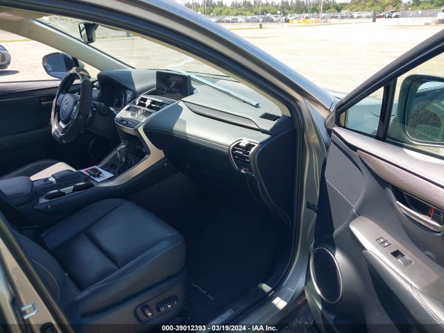 JTJDARBZ2M2184718 Lexus NX 300