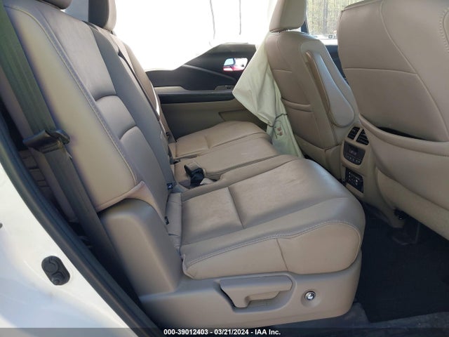 Honda Pilot Touring 2017 5FNYF5H90HB014527 Image 8