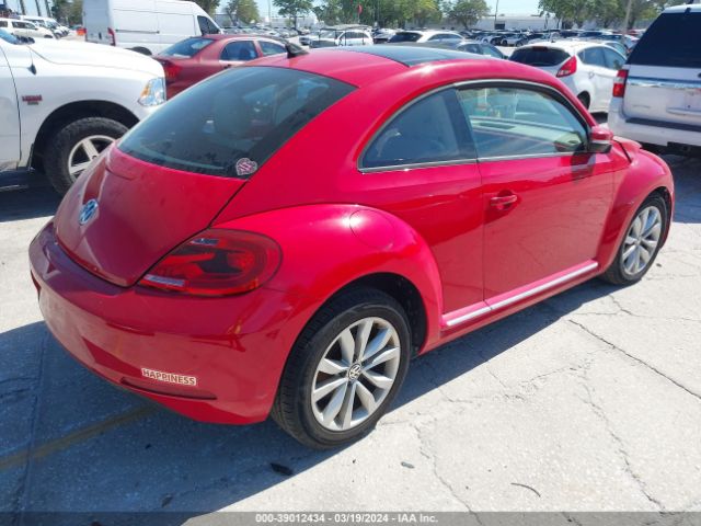 3VWJP7AT4EM605951 Volkswagen Beetle 2.5l
