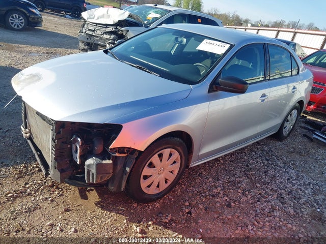 3VW2K7AJ9FM276876 Volkswagen Jetta 2.0l S