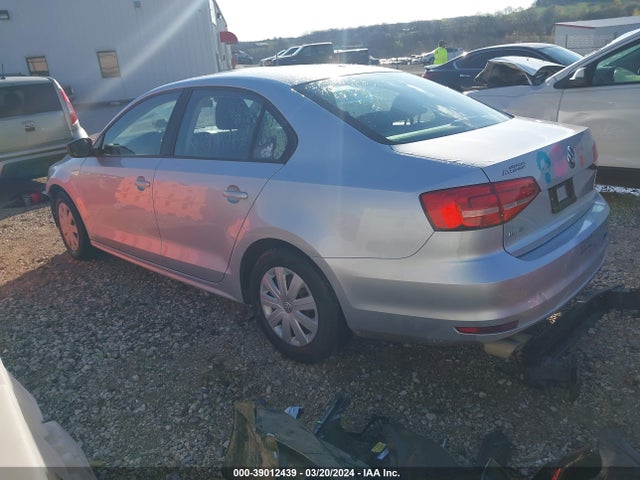 3VW2K7AJ9FM276876 Volkswagen Jetta 2.0l S