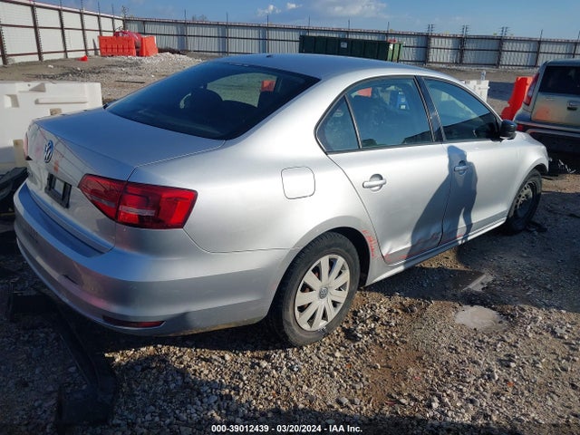 3VW2K7AJ9FM276876 Volkswagen Jetta 2.0l S