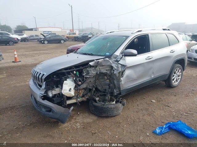 1C4PJLLB5JD584559 Jeep Cherokee Latitude Plus Fwd