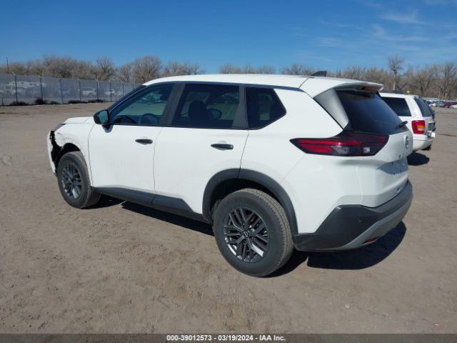 5N1BT3AAXPC786192 Nissan Rogue S Fwd