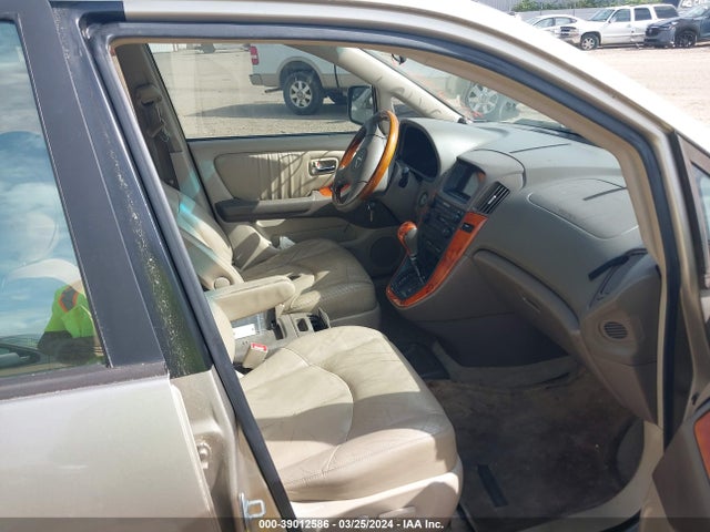 39012586 :رقم المزاد ، JTJHF10U630313243 vin ، 2003 Lexus Rx 300 مزاد بيع