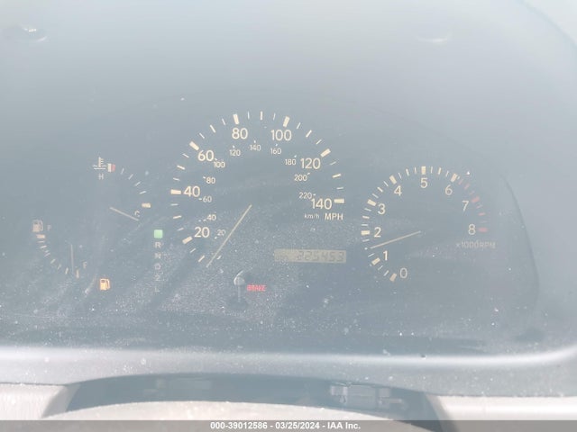39012586 :رقم المزاد ، JTJHF10U630313243 vin ، 2003 Lexus Rx 300 مزاد بيع