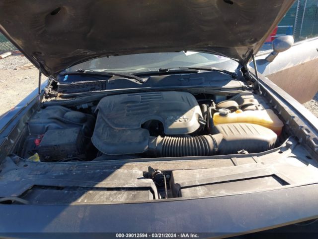 2C3CDZGG2KH756540 Dodge Challenger Sxt Awd