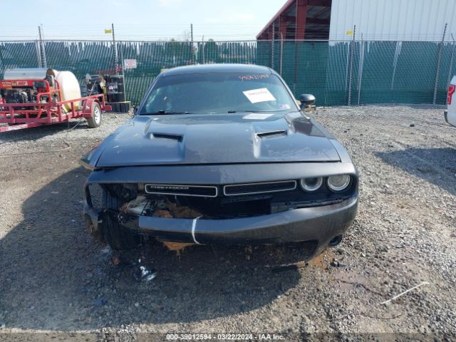 2C3CDZGG2KH756540 Dodge Challenger Sxt Awd