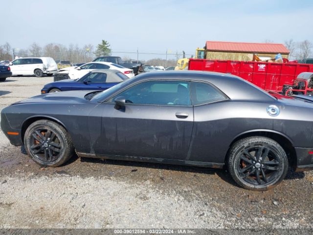 2C3CDZGG2KH756540 Dodge Challenger Sxt Awd