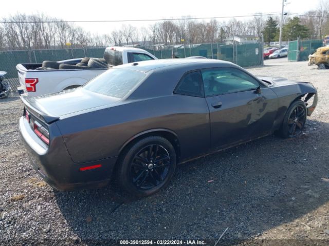 2C3CDZGG2KH756540 Dodge Challenger Sxt Awd
