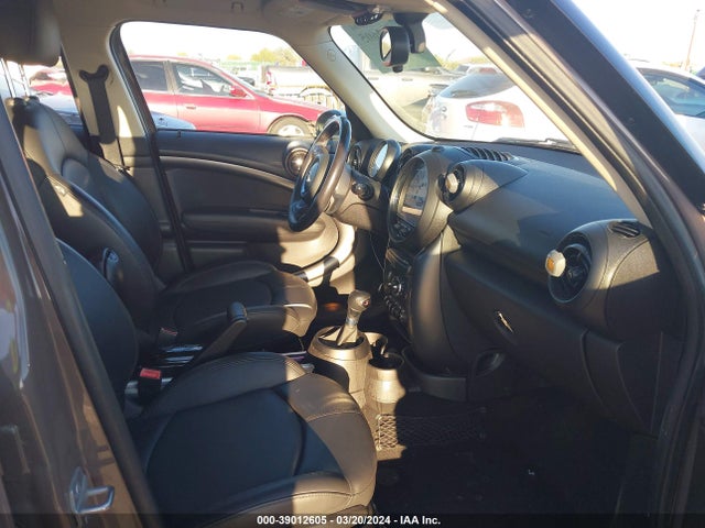 2014 MINI COUNTRYMAN WMWZC3C54EWP27957 Photo 4
