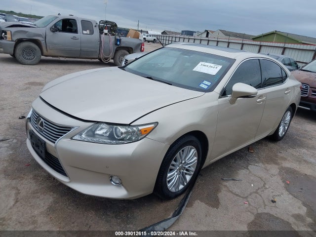 Lexus ES 350 2015 JTHBK1GG0F2153145 Image 2