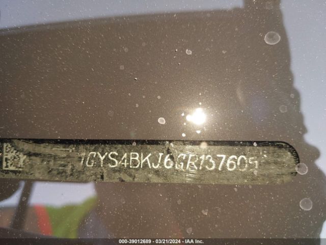 1GYS4BKJ6GR137605 Cadillac Escalade Luxury Collection
