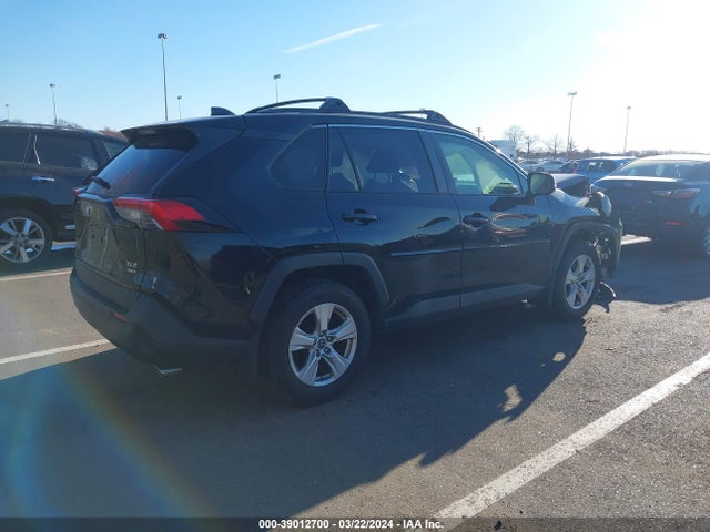 Toyota Rav4 Xle 2019 JTMP1RFVXKD508622 Image 4