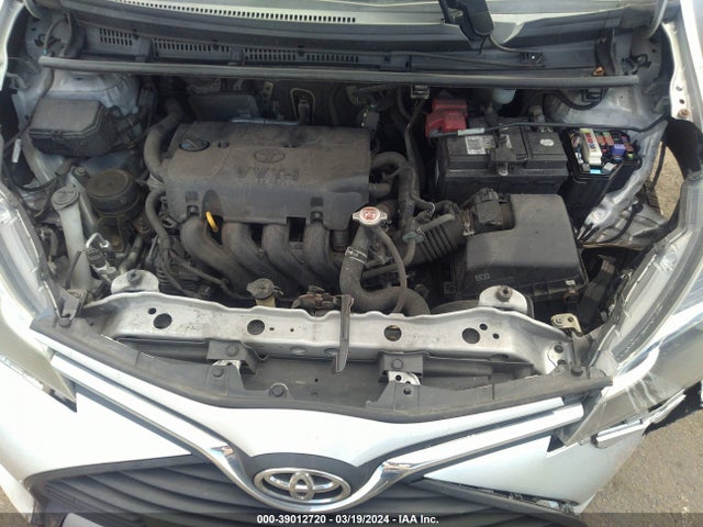 Toyota YARIS L 2017 VNKKTUD34HA079181 Image 10