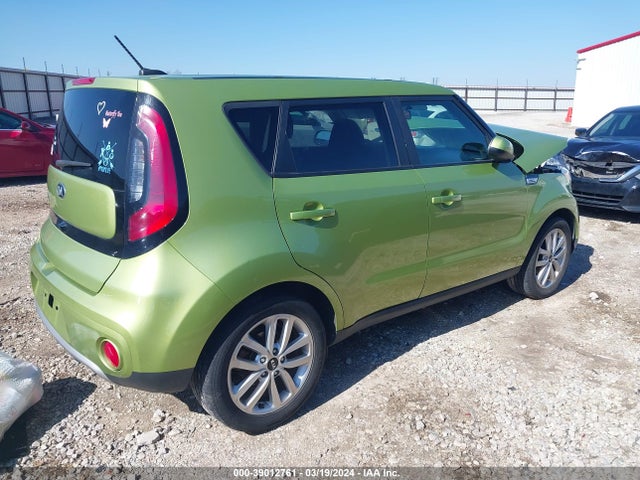 KIA SOUL + 2018 KNDJP3A5XJ7892374 Image 4