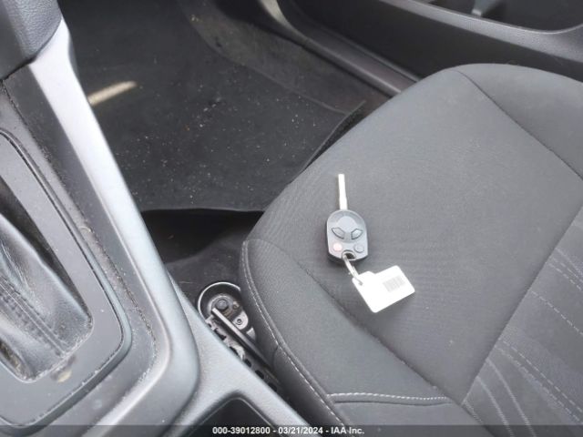 1FADP3M24HL214869 Ford FOCUS SEL