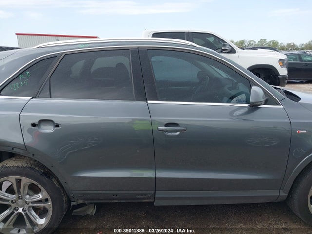 Audi Q3 2.0t Premium 2017 WA1GCCFS2HR013169 Image 14
