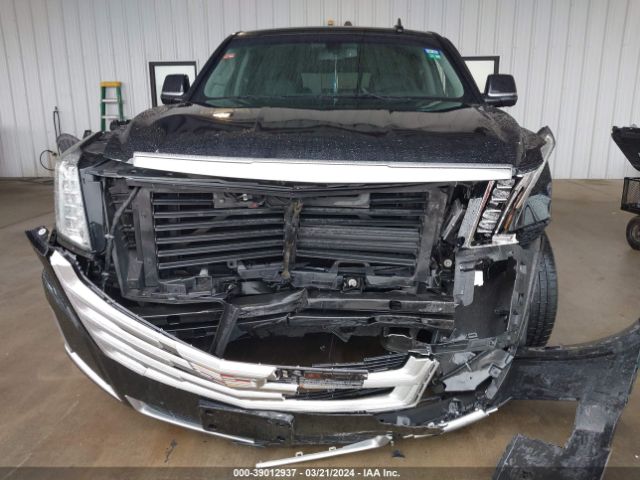 1GYS3AKJ9JR138994 Cadillac Escalade Standard