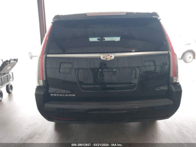 1GYS3AKJ9JR138994 Cadillac Escalade Standard