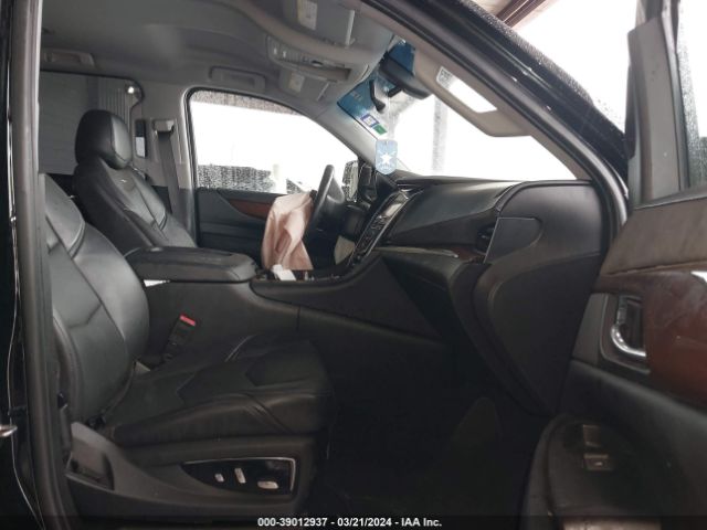 1GYS3AKJ9JR138994 Cadillac Escalade Standard