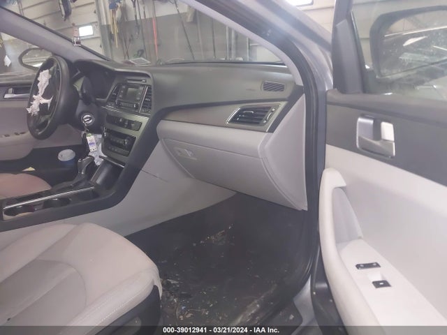 Hyundai Sonata 2017 5NPE24AF1HH531247 Image 5
