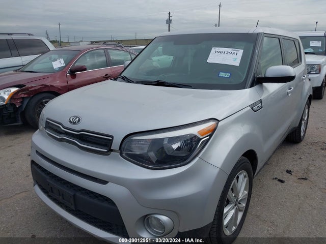 KIA SOUL + 2018 KNDJP3A57J7538165 Image 2