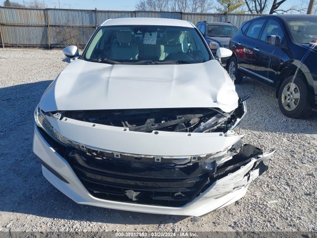 Honda ACCORD LX 2018 1HGCV1F12JA062890 Image 12