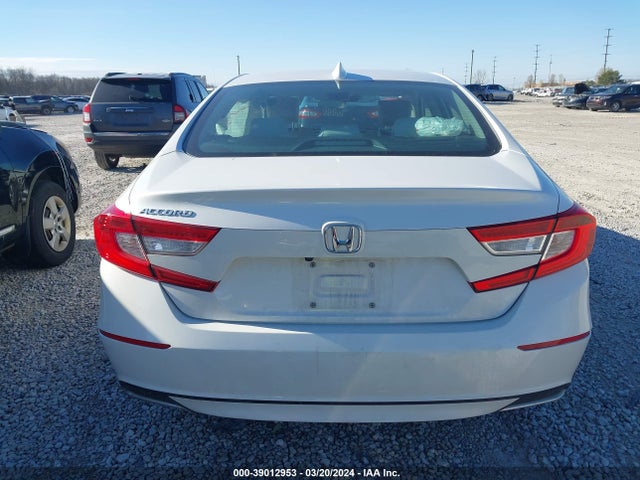 Honda ACCORD LX 2018 1HGCV1F12JA062890 Image 16