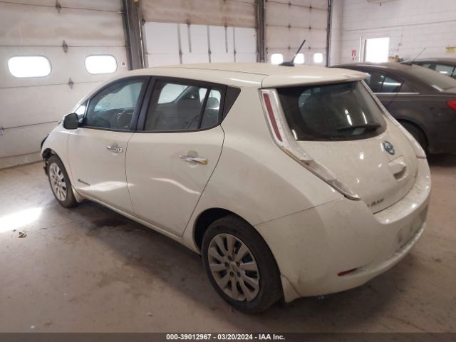 1N4AZ0CP8FC318478 Nissan LEAF S