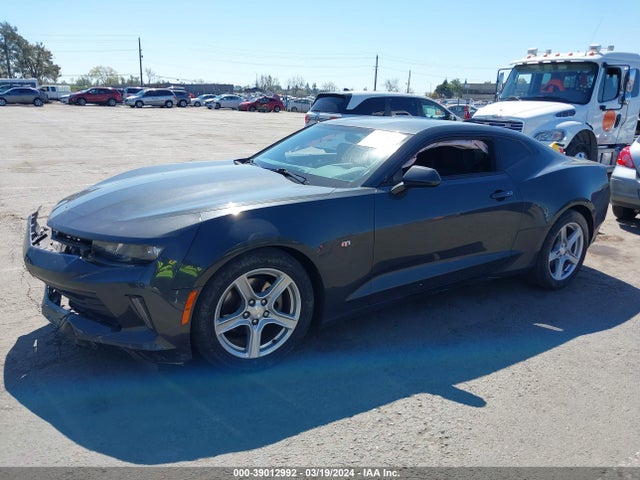 Chevrolet Camaro 1ls 2018 1G1FA1RX2J0181805 Image 2
