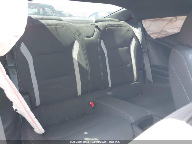 Chevrolet Camaro 1ls 2018 1G1FA1RX2J0181805 Image 8