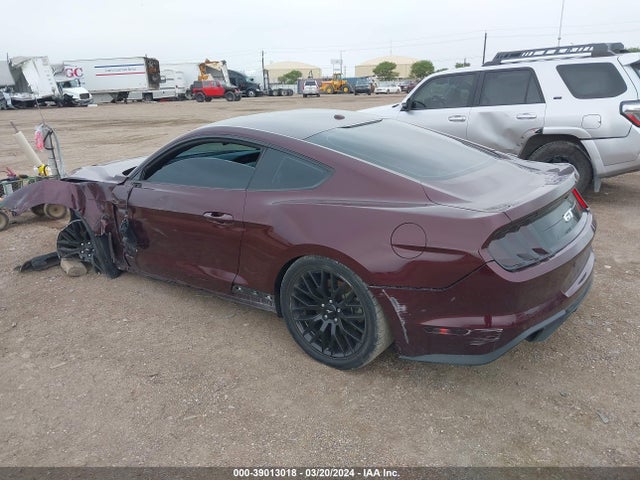 Ford Mustang Gt Premium 2018 1FA6P8CF6J5165579 Image 3