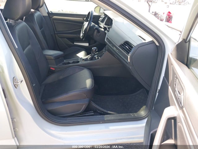 3VWE57BU4KM004453 Volkswagen Jetta 1.4t Sel
