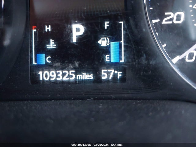 Mitsubishi Outlander Se 2018 JA4AZ3A39JZ024244 Image 15
