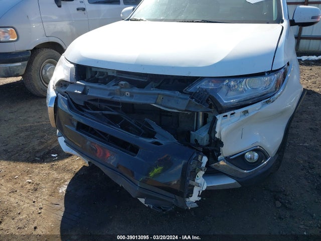 Mitsubishi Outlander Se 2018 JA4AZ3A39JZ024244 Image 6