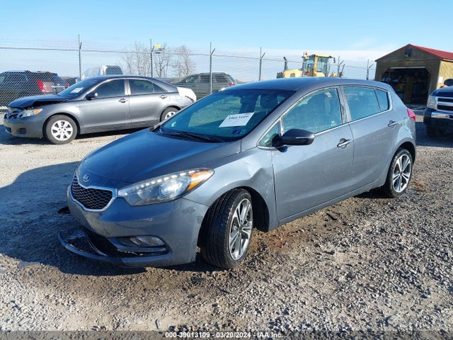 KIA FORTE EX 2016 KNAFX5A84G5512717 Image 2