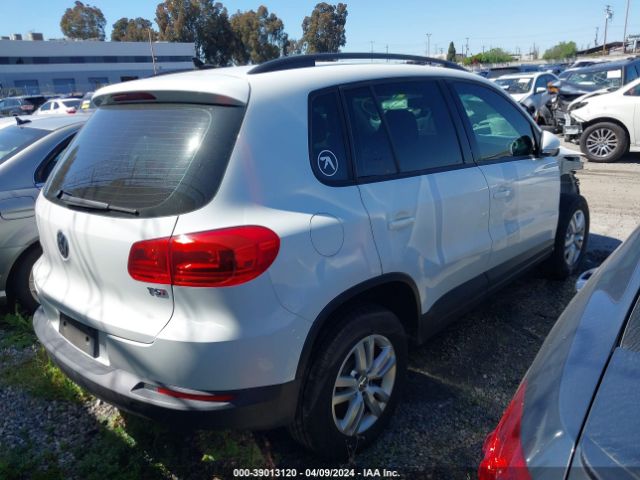 WVGAV7AX9HK029857 Volkswagen Tiguan 2.0t/2.0t S