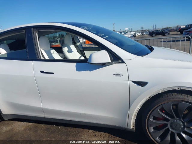 5YJYGDEF1MF246565 Tesla Model Y Performance Dual Motor All-wheel Drive