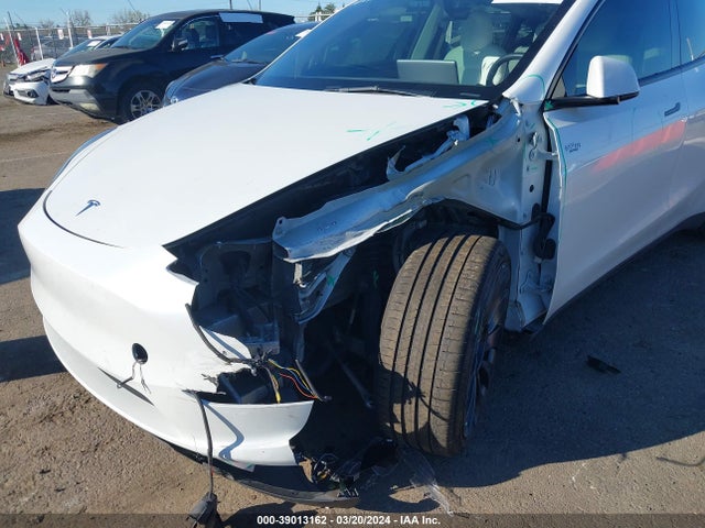 5YJYGDEF1MF246565 Tesla Model Y Performance Dual Motor All-wheel Drive