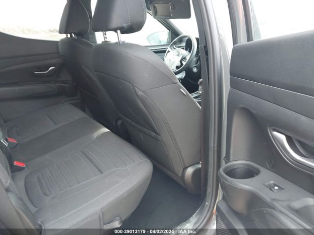 5NTJADAE4PH067413 Hyundai Santa Cruz Se