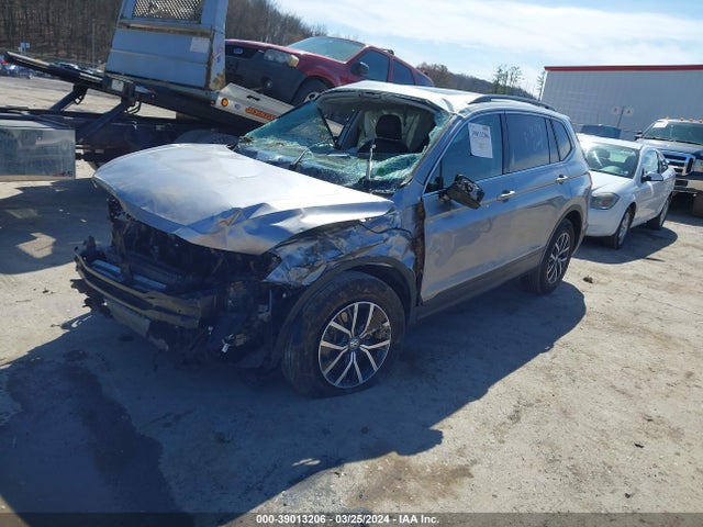 3VV3B7AXXKM138450 Volkswagen Tiguan 2.0t Se/2.0t Sel/2.0t Sel R-line/2.0t Sel R-line Black